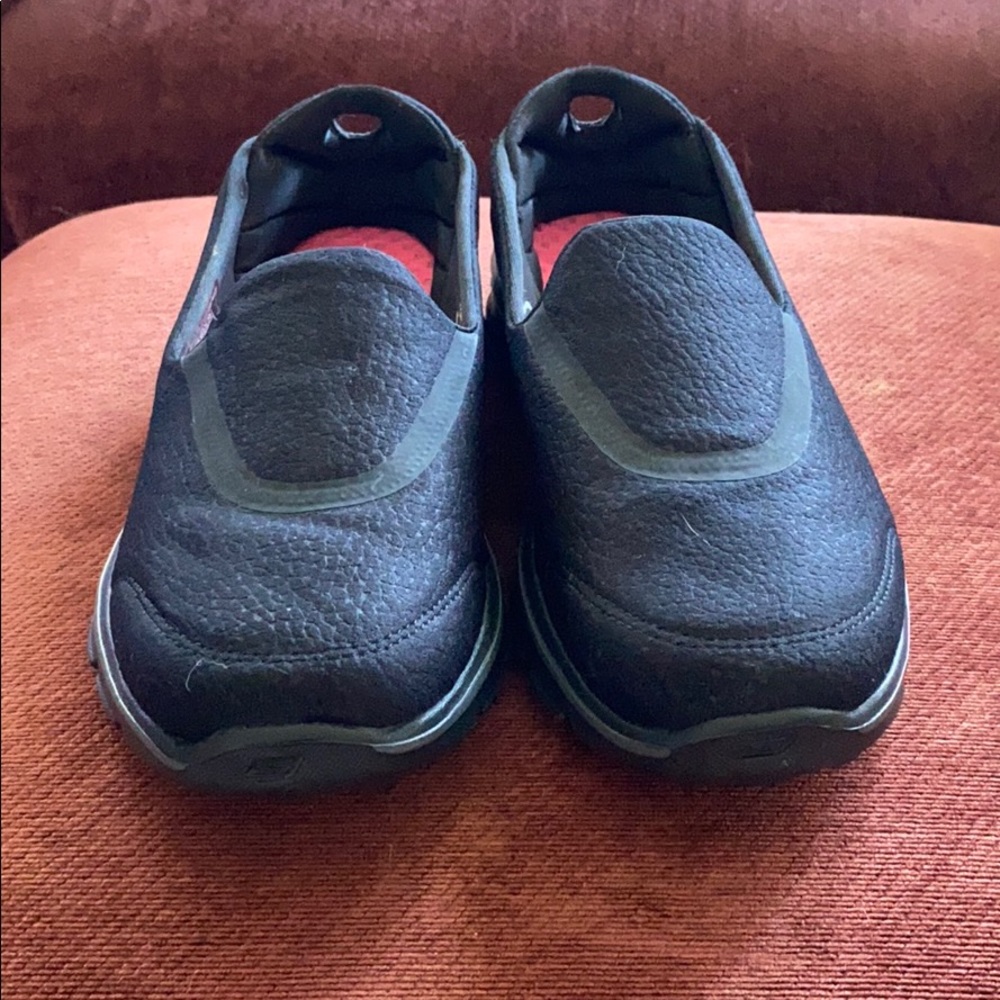 Skechers Go Walk 3 slip on sneakers